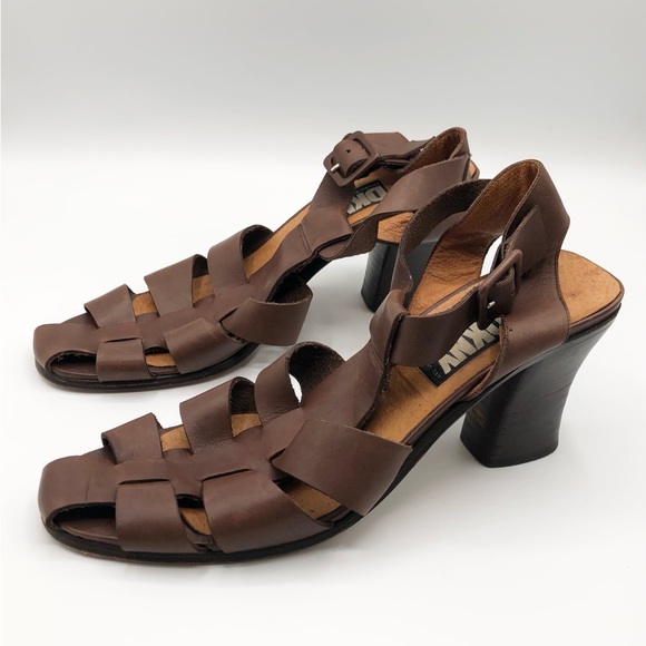 DKNY Donna Karan Vintage Brown Leather Cage Toe Heels Women’s Size 10 - Picture 1 of 10